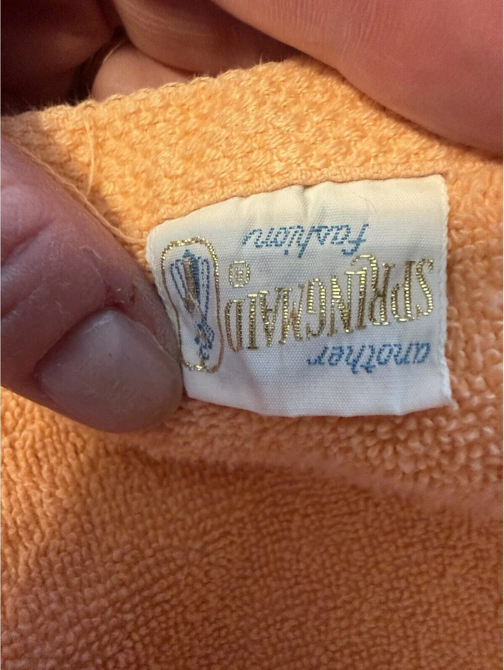 Springmaid Peach Bath Towel Set of Three Embroidered